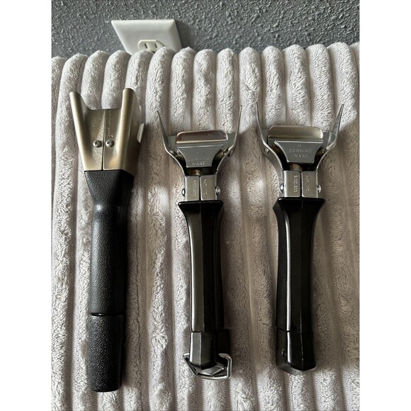 3 Vintage Corning Ware Twist Handle Helper Detachable Lock On Pot Or Casserole - Picture 1 of 10